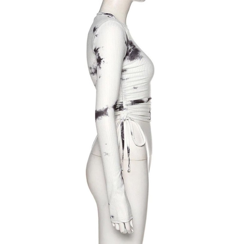 ❌SOLD OUT❌ COOL BABE TIE DYE DRAWSTRING CROP TOP - Picture 2 of 6